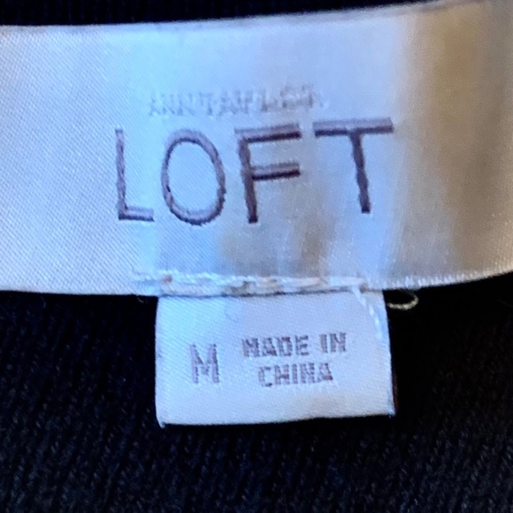 "LOFT" black, lt. wt. sweater, w/bottom ruffle, M - Picture 9 of 9